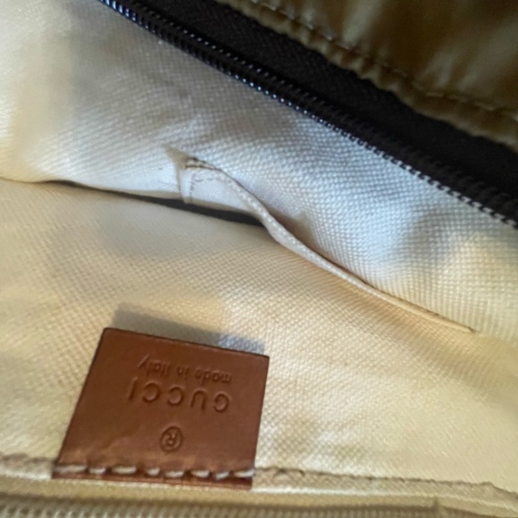 Authentic Vintage  GUCCI  monogram zippered / satchel tote bag 🔥16x9x7 “ - Picture 6 of 10